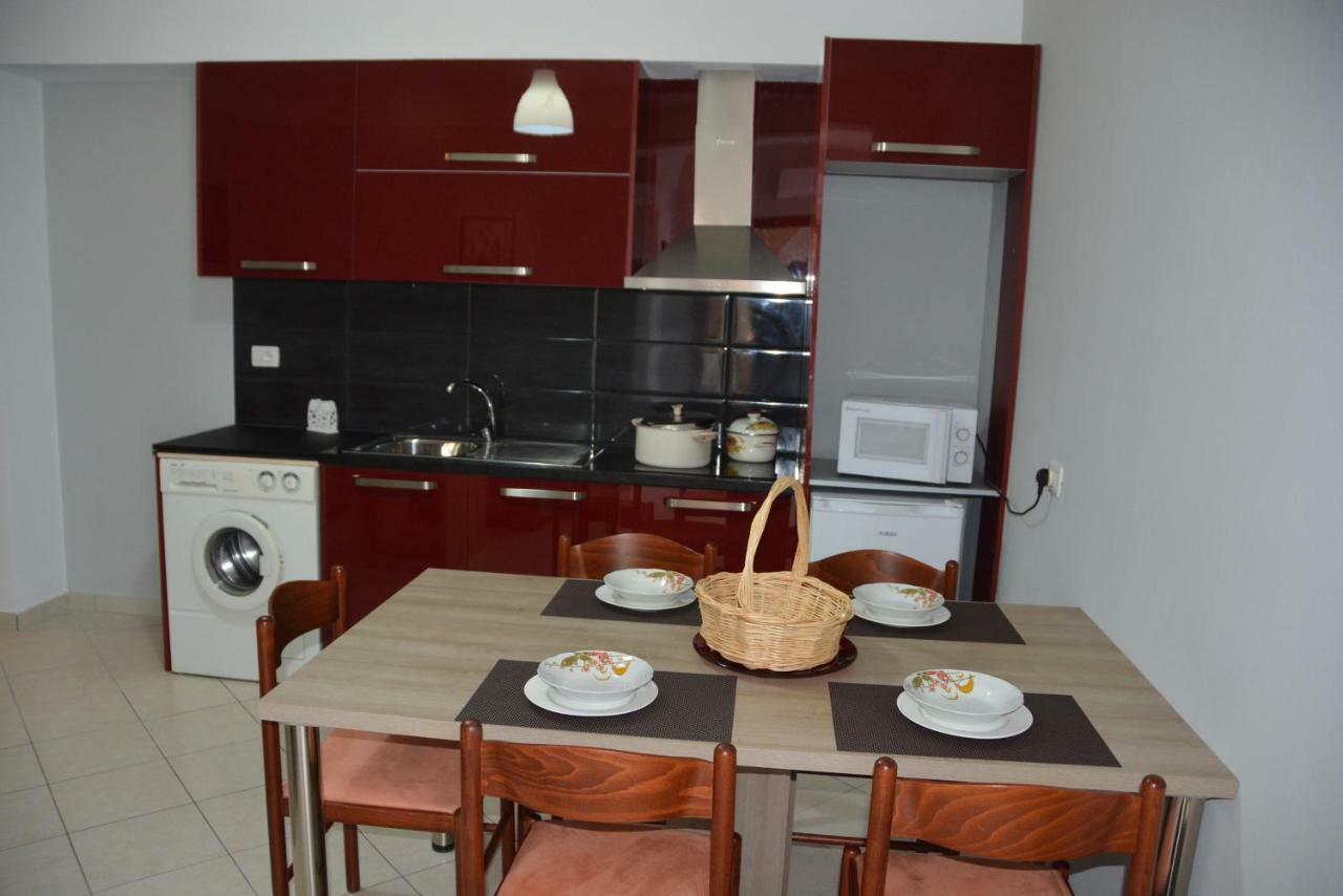 Cava Apartments Saranda Extérieur photo